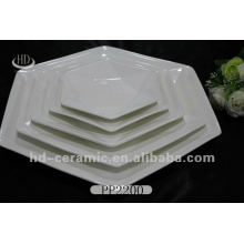 Quadratische weiße Keramik-Restaurant Gerichte, Keramik-Platten-Sets, unregelmäßige Form Platte Sets